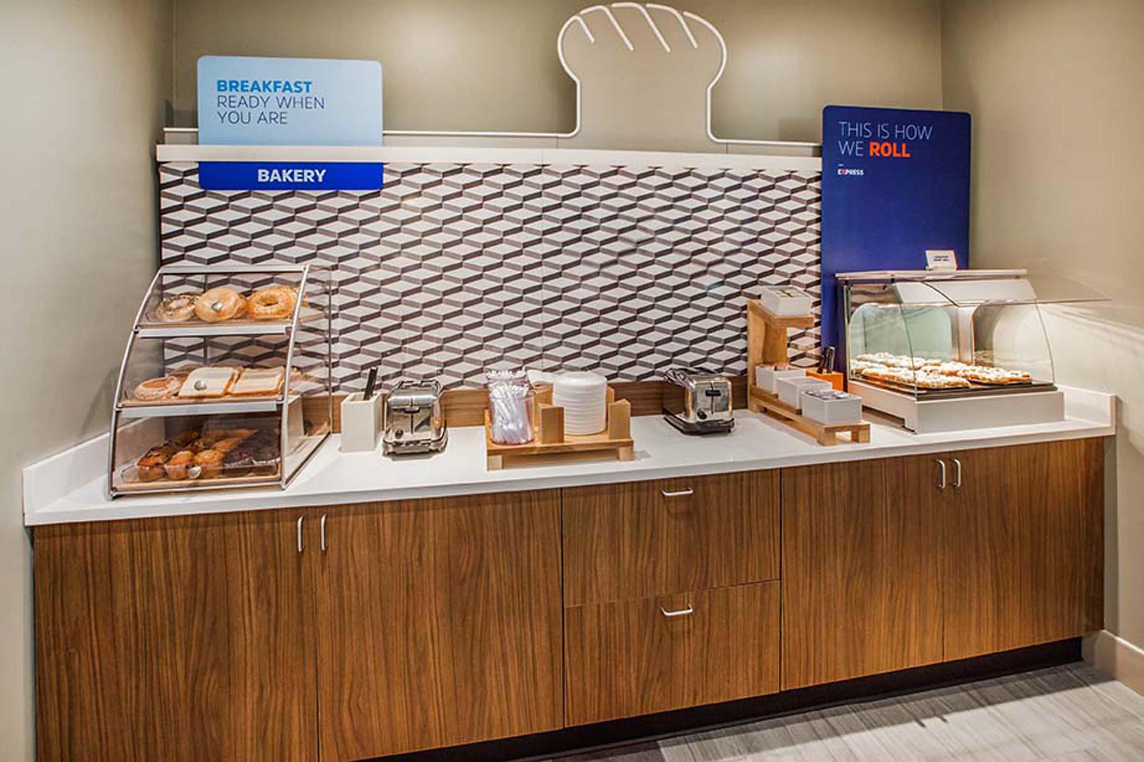 Holiday Inn Express Jackson By Ihg מראה חיצוני תמונה