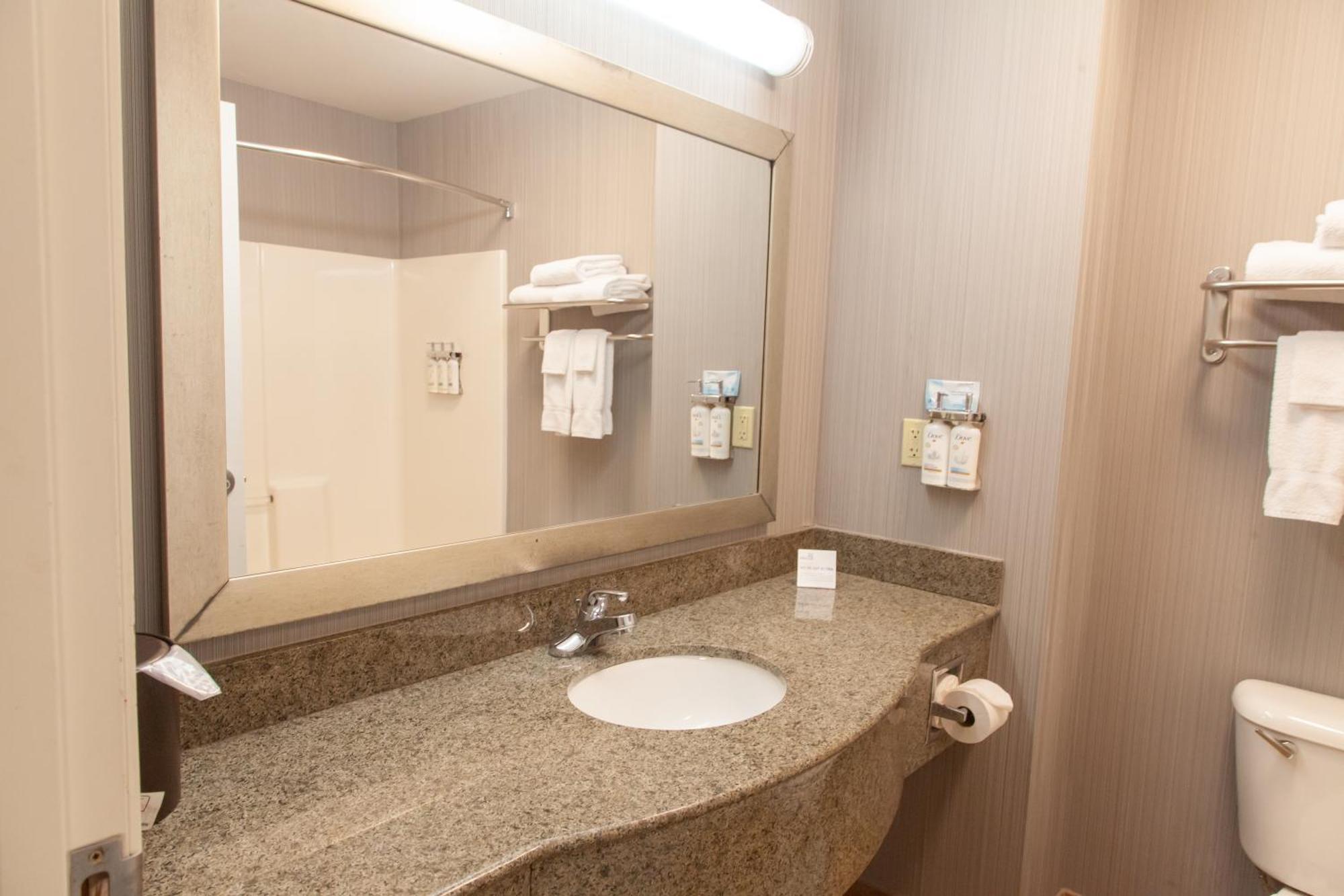 Holiday Inn Express Jackson By Ihg מראה חיצוני תמונה