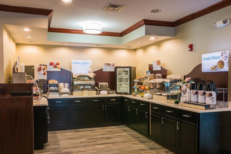 Holiday Inn Express Jackson By Ihg מראה חיצוני תמונה